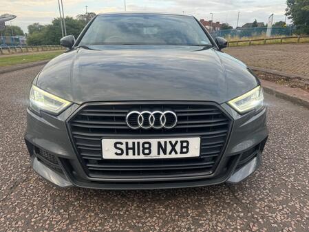 AUDI A3 1.5 TFSI CoD Black Edition