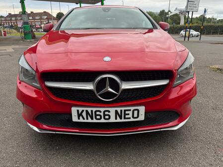 MERCEDES-BENZ CLA 2.1 CLA200d Sport