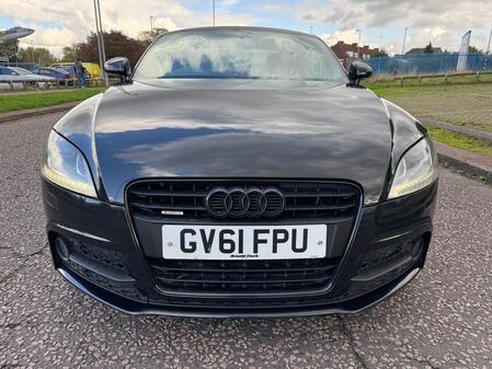 AUDI TT 2.0 TFSI Black Edition