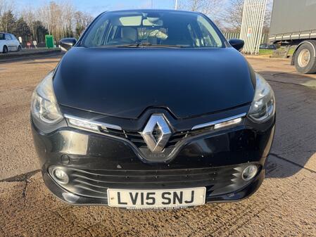 RENAULT CLIO 1.5 Dynamique S MediaNav dCi 90 EDC Auto