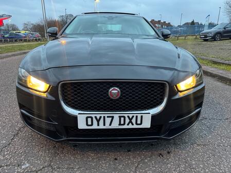 JAGUAR XE 2.0 d Prestige