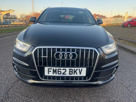 AUDI Q3 2.0 TDI S line